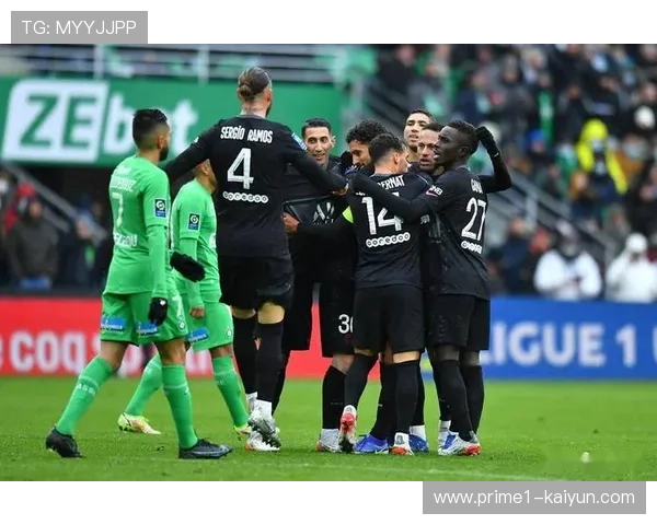 朗斯客场七胜一平一负战绩彪炳，反击效率决定比赛走向